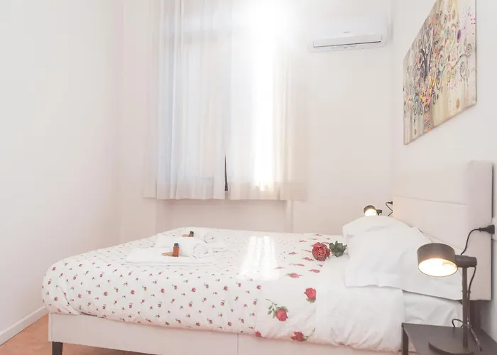 Giada 103 - By The Train Station Apartment Florenz